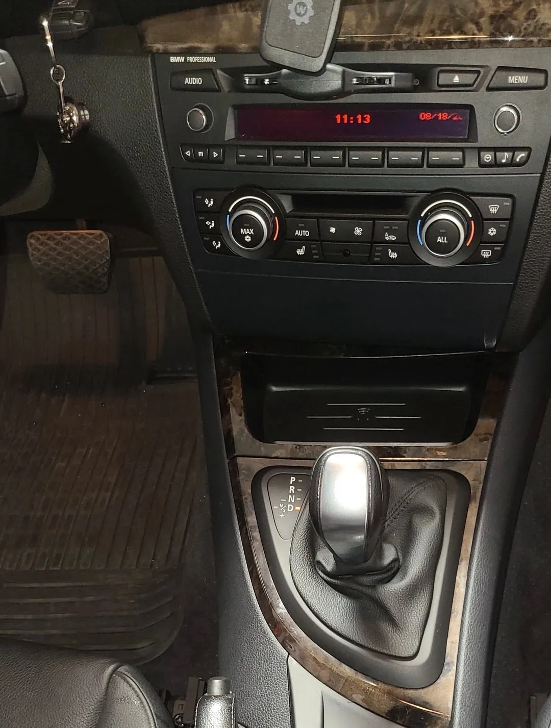 BMW E8X 1 SERIES Wireless Charger