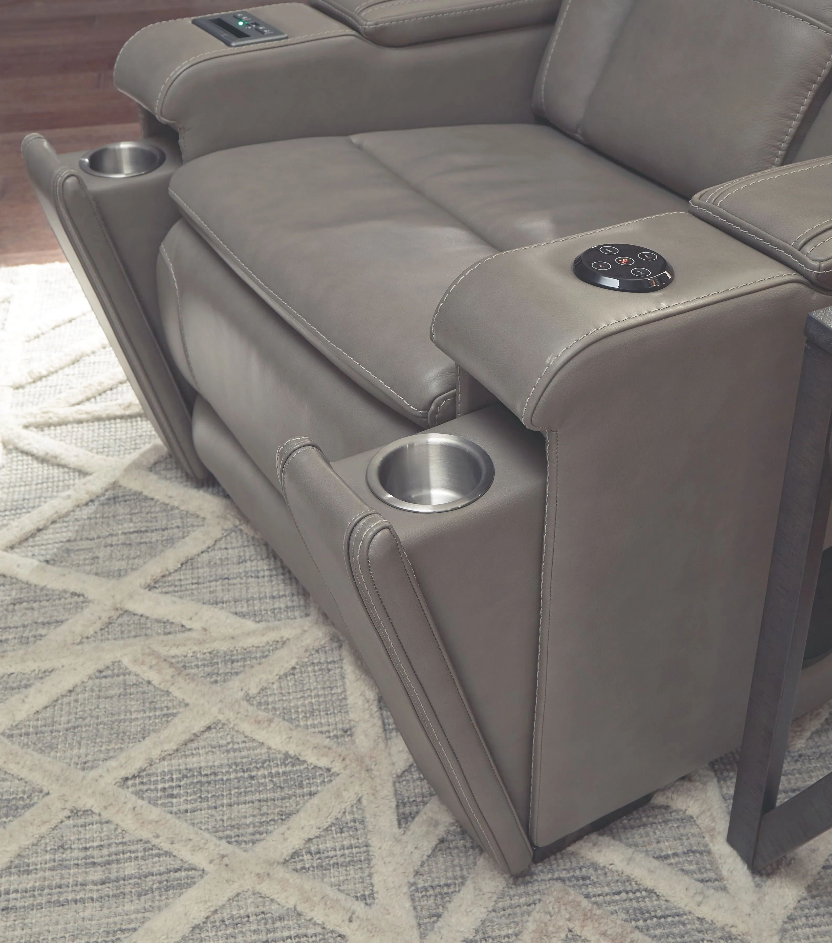 Boerna - Gray - PWR Recliner/ADJ Headrest