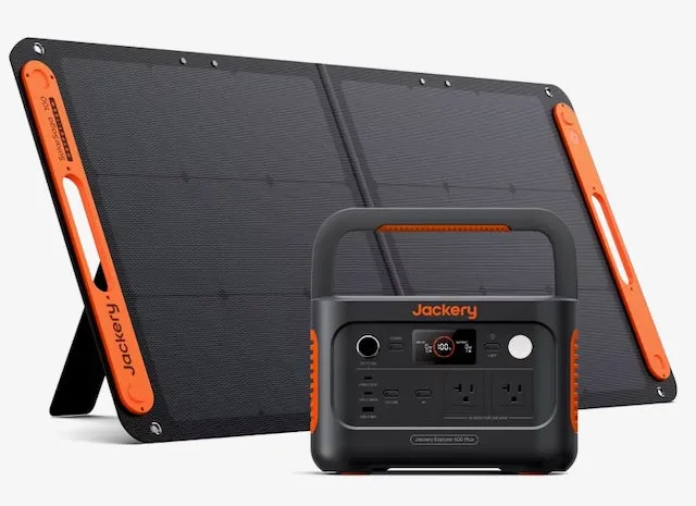 Jackery Explorer 600 Plus Portable Power Station   1 x SolarSaga 100W Solar Panel