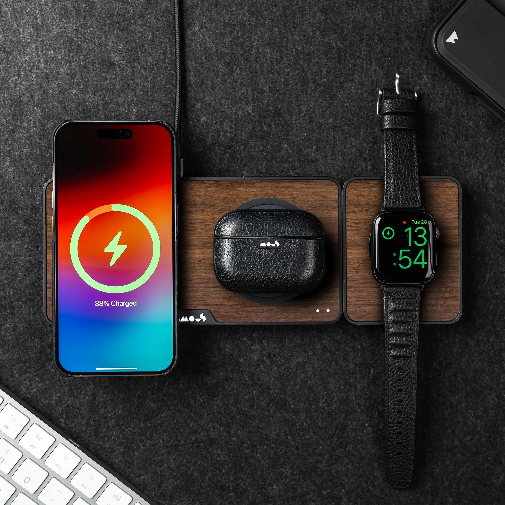 Walnut Charging Station with MagSafe®