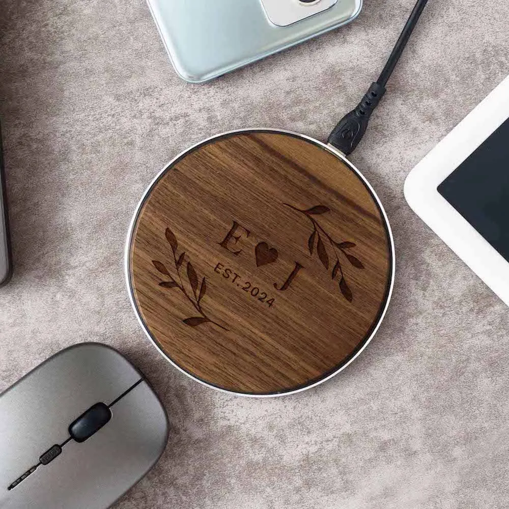 Wood Chuck Designs Bamboo Wood Wireless Charger